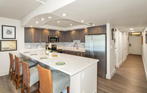 Kamaole Sands 6-101 Completely Renovated Garden ViewCourt Central AC