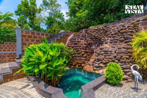 The Haven Grandeur - Luxury Villa in Coorg with Breakfast