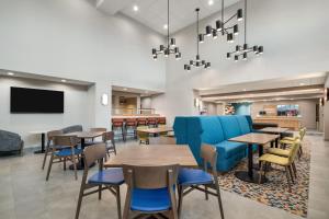 Hampton Inn & Suites By Hilton Irving Dfw Airport North