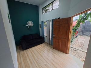 Silent Rainforest Retreat