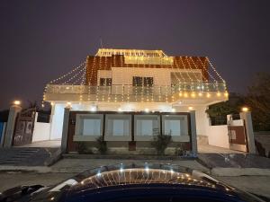 Pratap Living The Villa and Homestay - Golf City