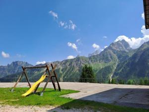 Chalet Scoiattolo Residence Sussy