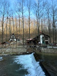 Planinska vila KTM Lisine