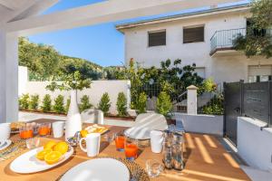 Bynos Central with pool img20