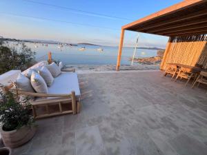 Aliki Seafront Apartment