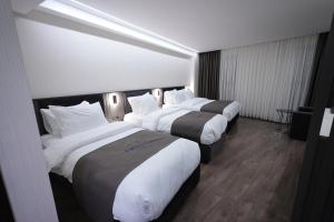 The Nava Hotel