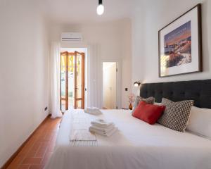 Vintage Apartment with Private Garden in Florence