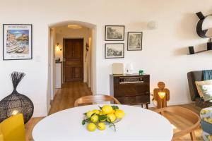 Casa Bianca Charme & vue mer au cœur dErbalunga