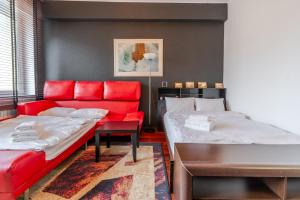 Katowice City Centre Apartment by BookingHost