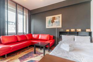 Katowice City Centre Apartment by BookingHost