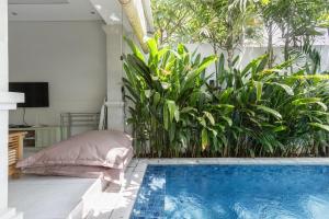 Romantic Villa with Private Pool in Legian Seminyak