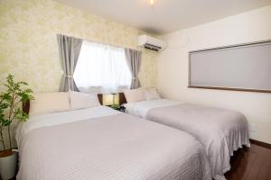 100 sqm Private House 3 Bedrooms Kids Space Sleeps 9 Quiet Area High Speed Wifi