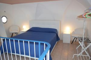 Charming Casa Delfino Blu , easy access and stunning sea views terraces