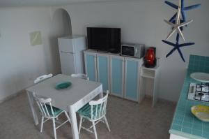 Charming Casa Delfino Blu , easy access and stunning sea views terraces