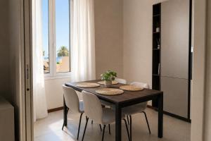 Elegante Appartamento con Vista Mare - Fronte Casinò