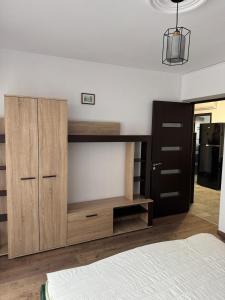 Modern 3BR apartment Near Nicolae Romanescu Park