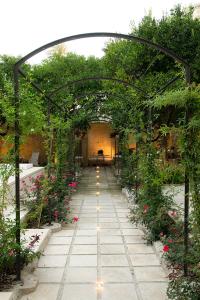 Rose Iconic Rooms