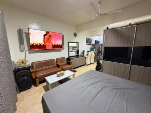 All Included Furnished Apartment with Lowest Rent