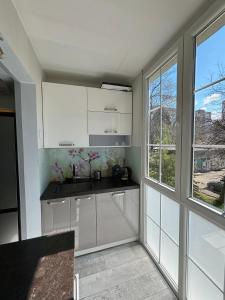 Stylish Apartment near Sofia Airport and Metro, Self Check-in