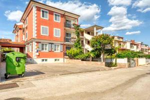 Holiday apartment Vesna 2 with terrace