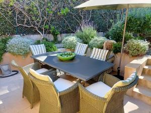 Vivez la douceur de Mougins : une maison pleine de charme pour des moments de partage