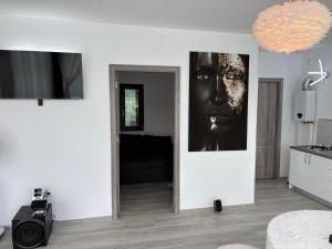 Black Swan Lakehouse