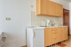 Holiday apartment Vesna 6 with terrace