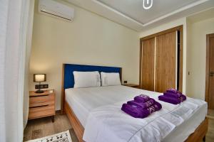 Spacious, Serene & Modern Retreat