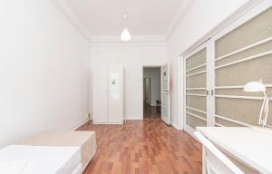 HOUZE Spacious 9 bedroom flat in Central Lisbon