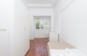 HOUZE Spacious 9 bedroom flat in Central Lisbon