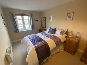 Harbour Watch - Waterfront 2 Bed Apartment with Parking