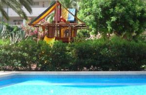 Apartamento en Benidorm con piscina