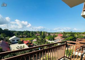 Group Staycation in Palawan with Balcony & Free Pool Access up to 5pax - B2 5DiamondB