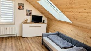 Allgäu Lichtblick - gemütliche, helle Dachwohnung für bis zu 5 Gäste in Kempten - TOP