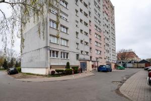 Kasprzaka Harmony Apartment by BookingHost