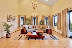 SaffronStays Casa Montana