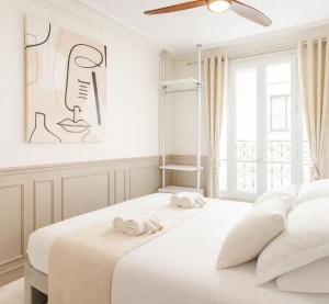 Spacious family flat - Eiffel Tower