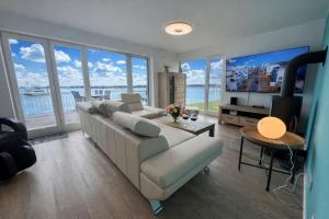 Schleivilla Ahoi by Seeblick Ferien ORO 3 SZ Sauna Kamin Wasserlage