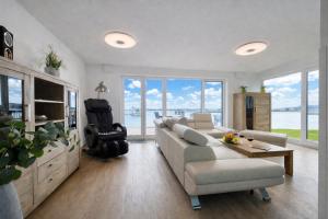 Schleivilla Ahoi by Seeblick Ferien ORO 3 SZ Sauna Kamin Wasserlage