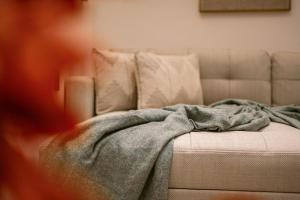 Alavastros City Center Mini