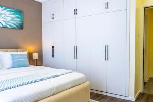 Spacious 1BR Apartment in Kilimani ,Walk to Yaya Centre