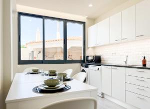 Loulé Sunny Retreat by LovelyStay