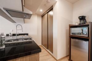 Brand New 2 BR Condo in Reforma - Queen Beds