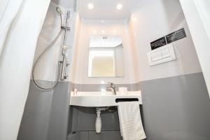 Budget En-suites Optional Kitchen Liverpool