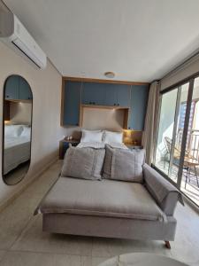 Comfortable studio