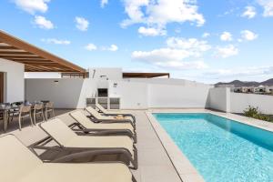 Villa Los Altos Famara 11A by Escape Home