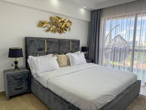 Stylish 2-Bedroom in Westlands, Views, Pool & Gym