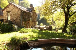 Moulin à eau du 17-19e Siècle au coeur du Sud-Aveyron