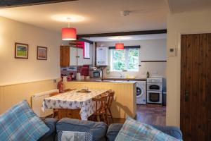 Stable Cottage Wheddon Cross