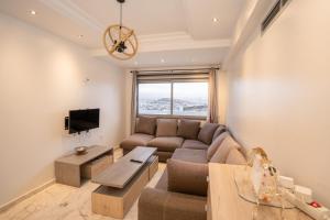 Tanger Boulevard Summer Escape 30 nights